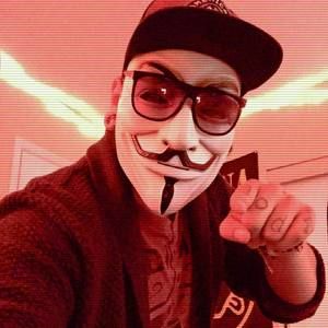 Meet your Posher, Bobby